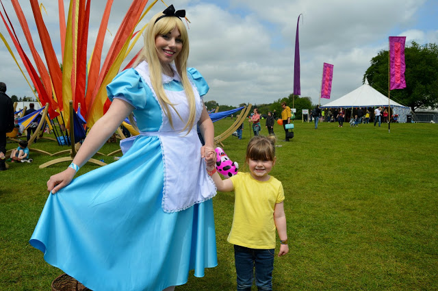 princesses at Geronimo Festival