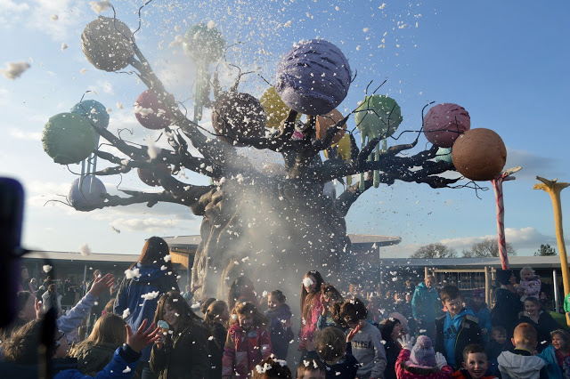 The famous Ice Cream Farm tree