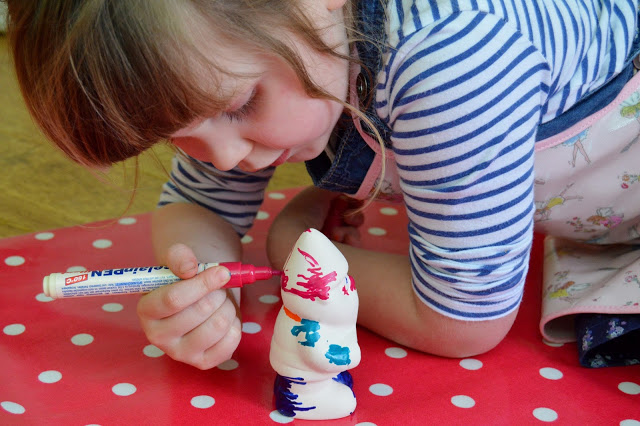 Colouring Gnorris the Gnome