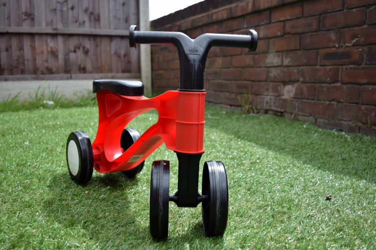 Toddlebike2 in-line wheels