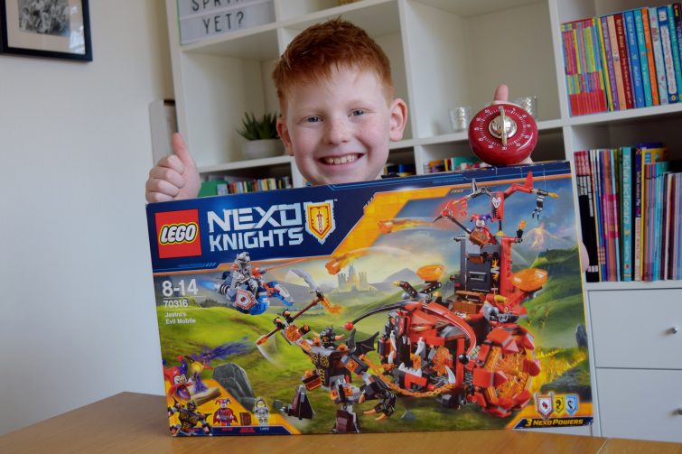 LEGO Nexo Knights - Debenhams challenge
