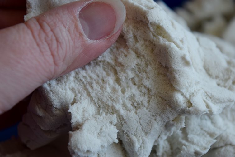 texture of Sands Alive kinetic sand