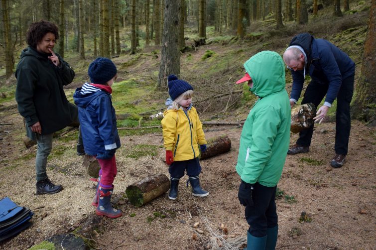 Setting up camp with ecotherapist Beth Collier at Woodsmoke