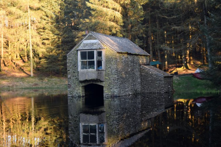 Woodsmoke boat house