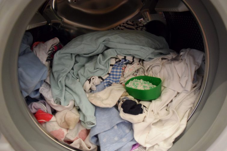 Persil Powergems in the drum