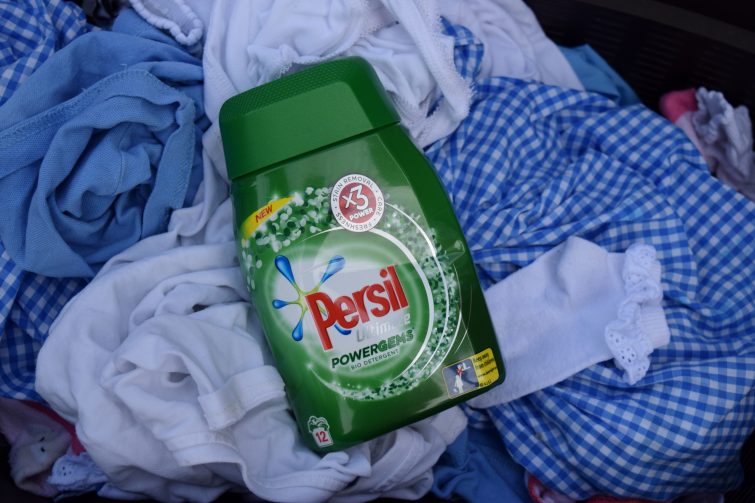 Persil Powergems