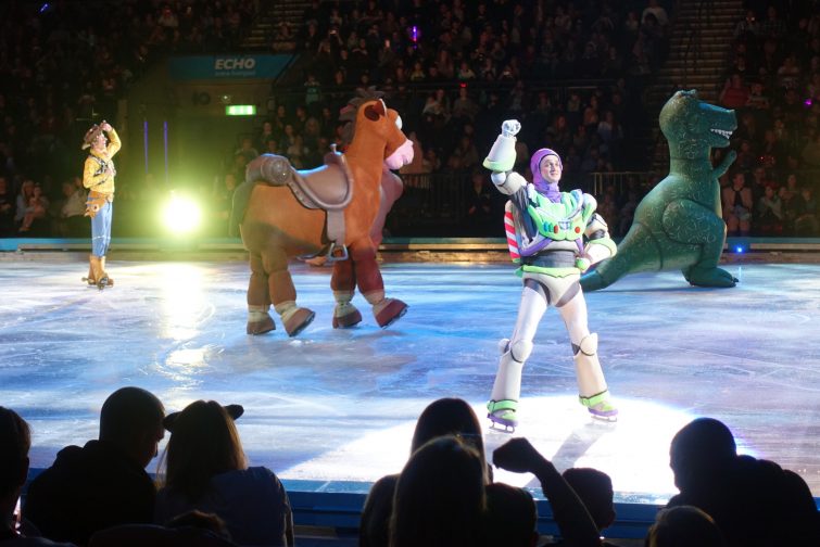 Toy Story 3 Disney on Ice Worlds of Enchantment