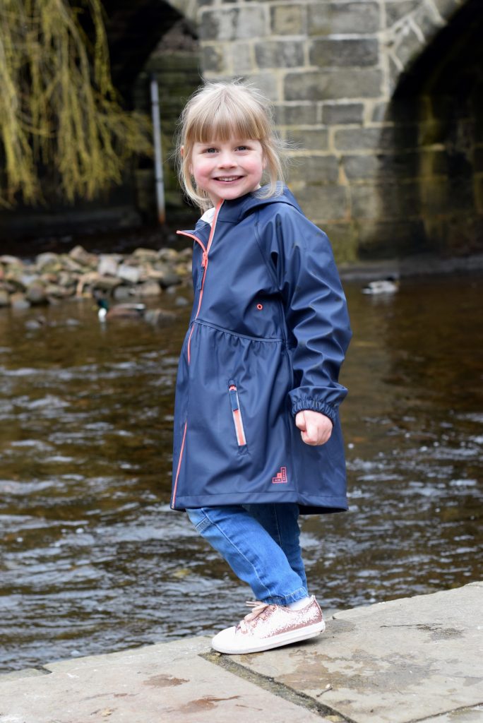 Grass & Air longer style raincoat