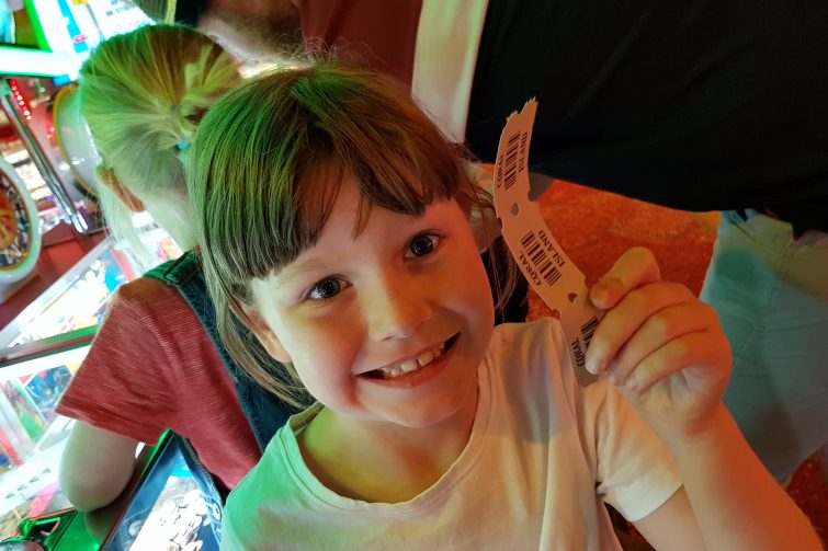 Coral Island | We're going on an adventure 2p machines giving out tickets