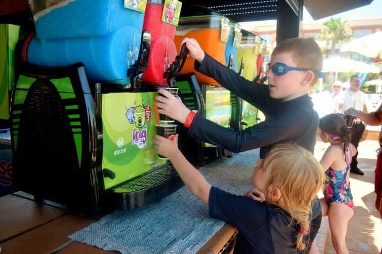 Holiday Village Tenerife - unlimited slush