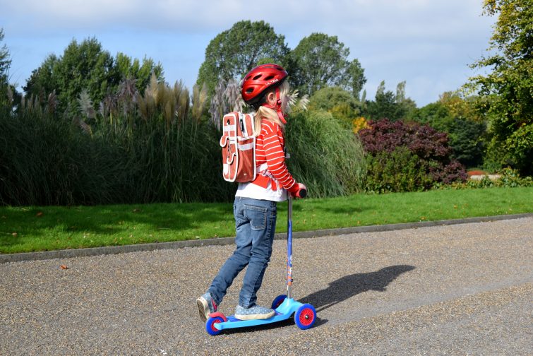 Goodordering children's backpack for scooters