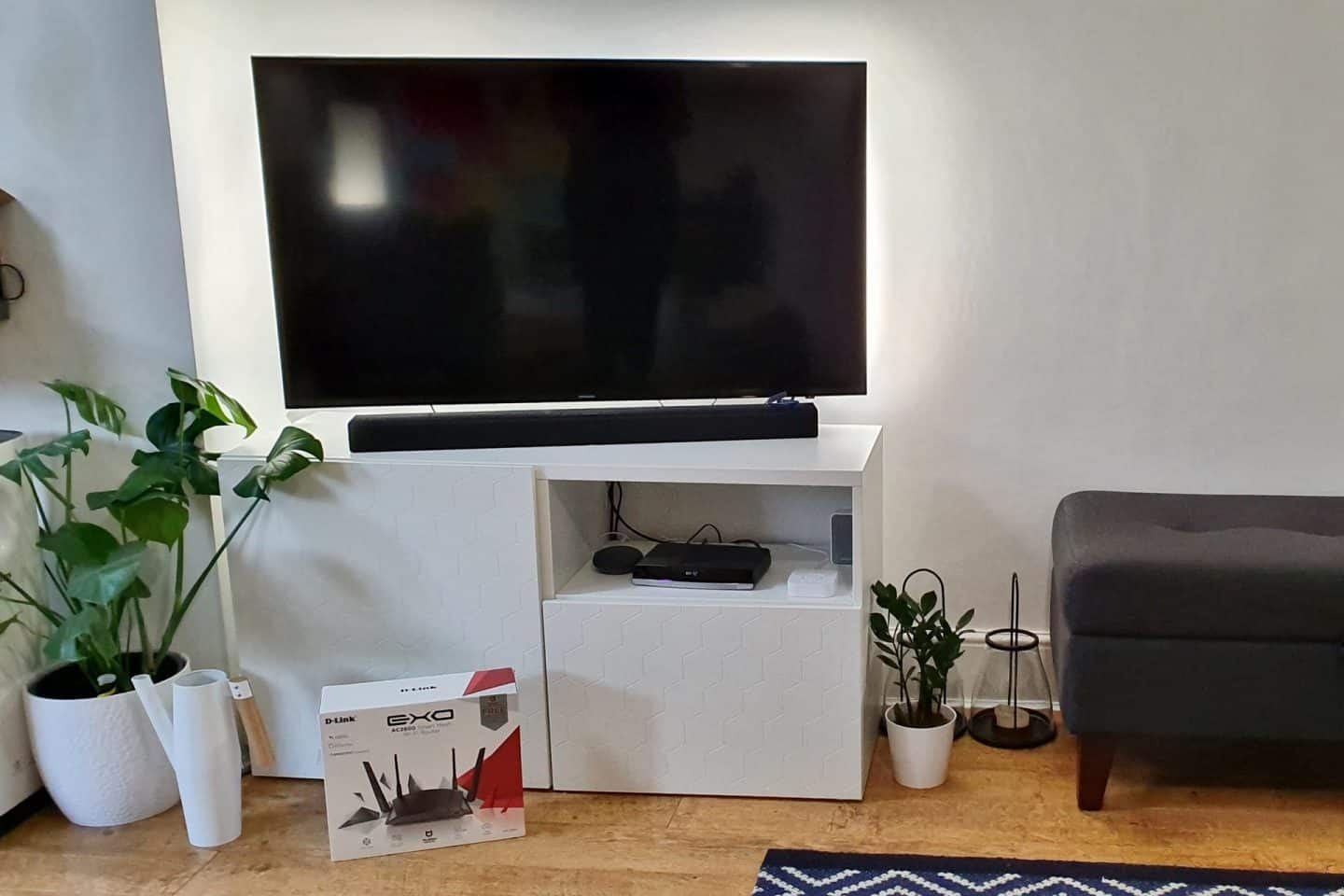 D-Link EXO AC2600 Smart Mesh Wi-Fi Router in living room - boost your wifi at home