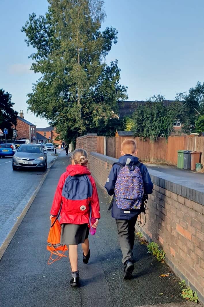 Children on school run