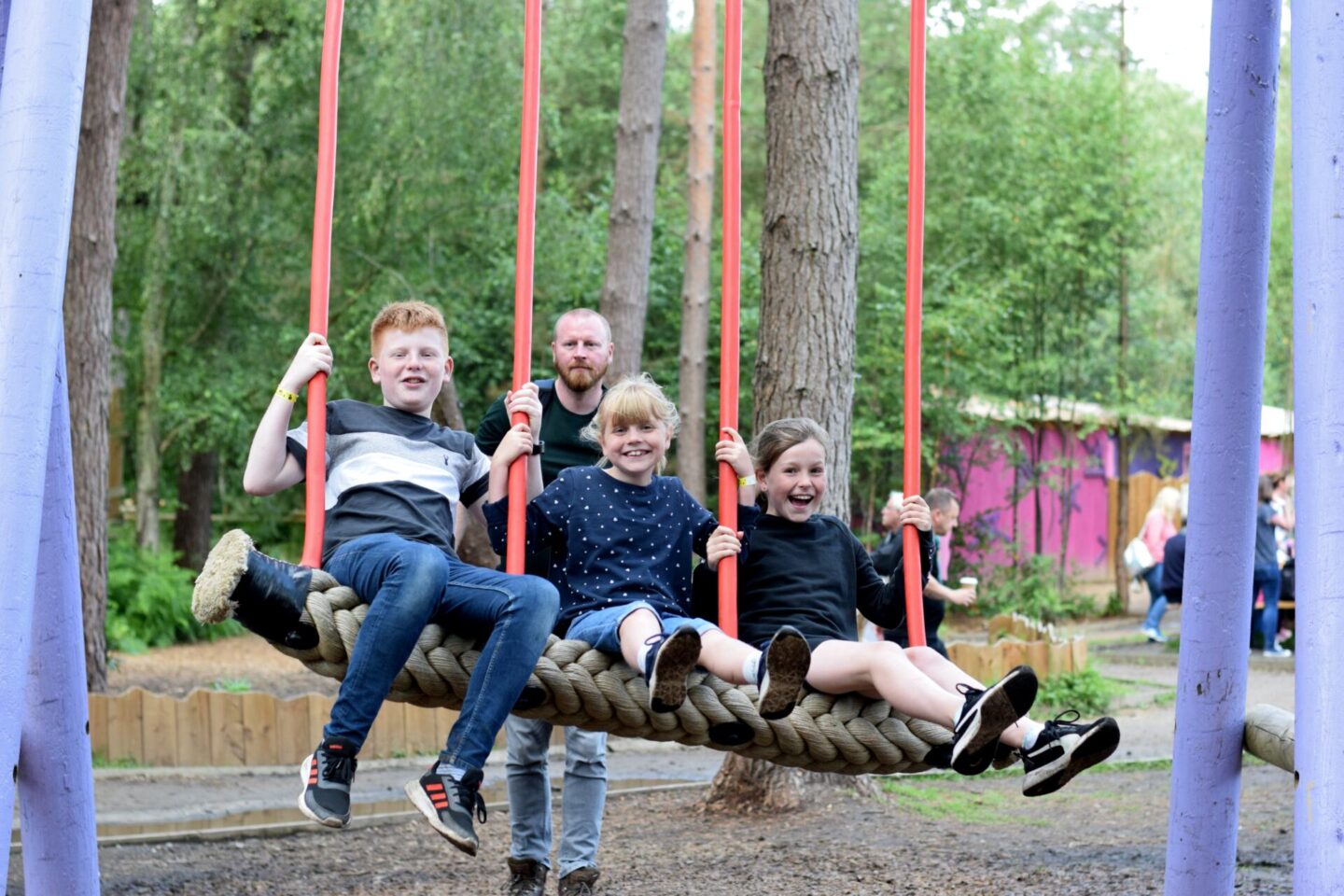 What should you wear for BeWILDerwood Cheshire? Comfortable clothes and sturdy shoes!