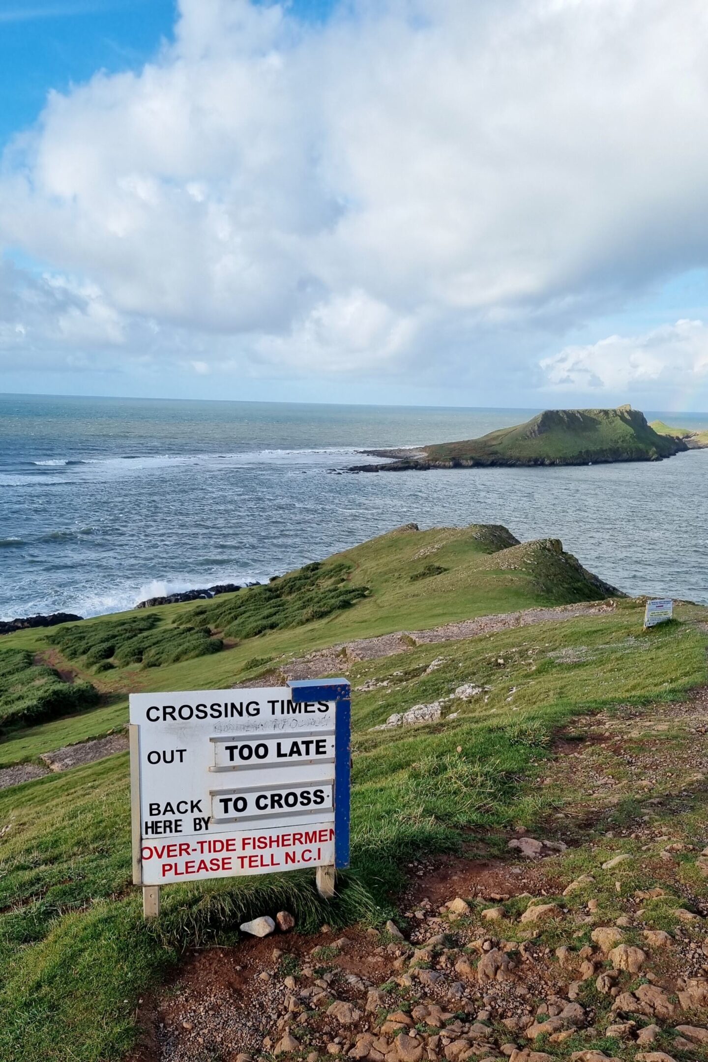 Check the crossing times before attempting to cross the causeway to Worm's Head