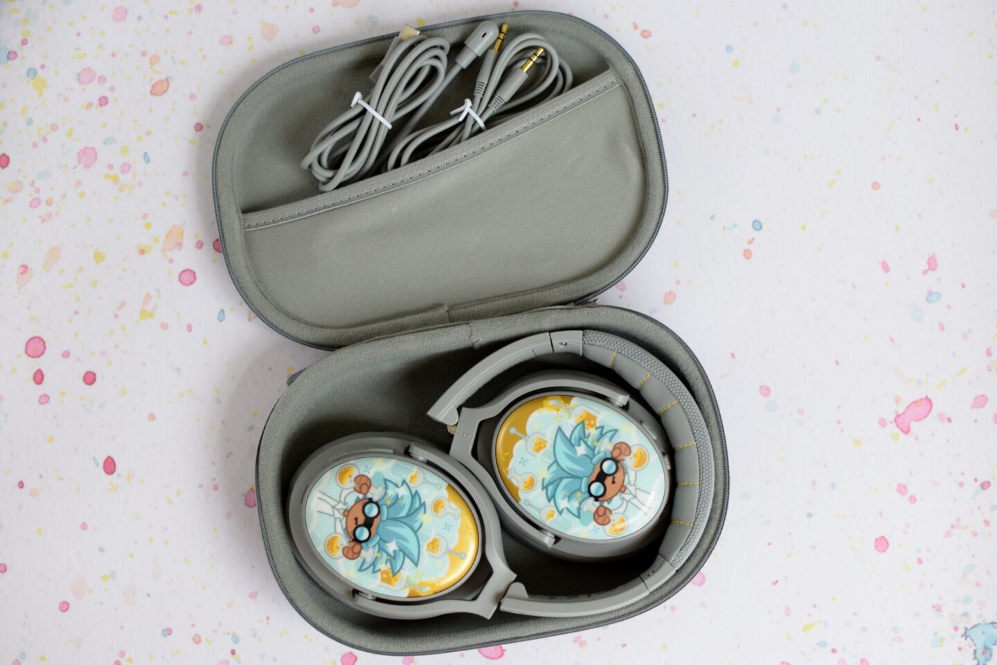 BuddyPhones Cosmos+Kids headphones sturdy storage case