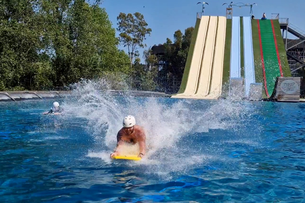 Drop-in Argeles - water slides for body boards