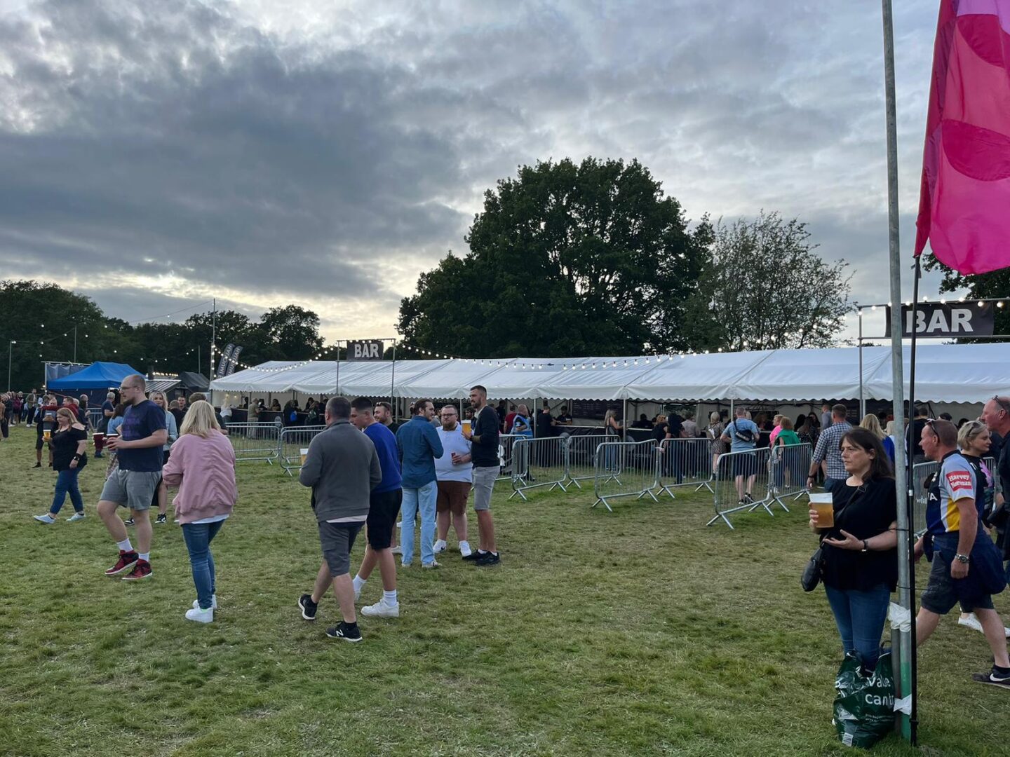 The bar queues at Trentham Live were well managed