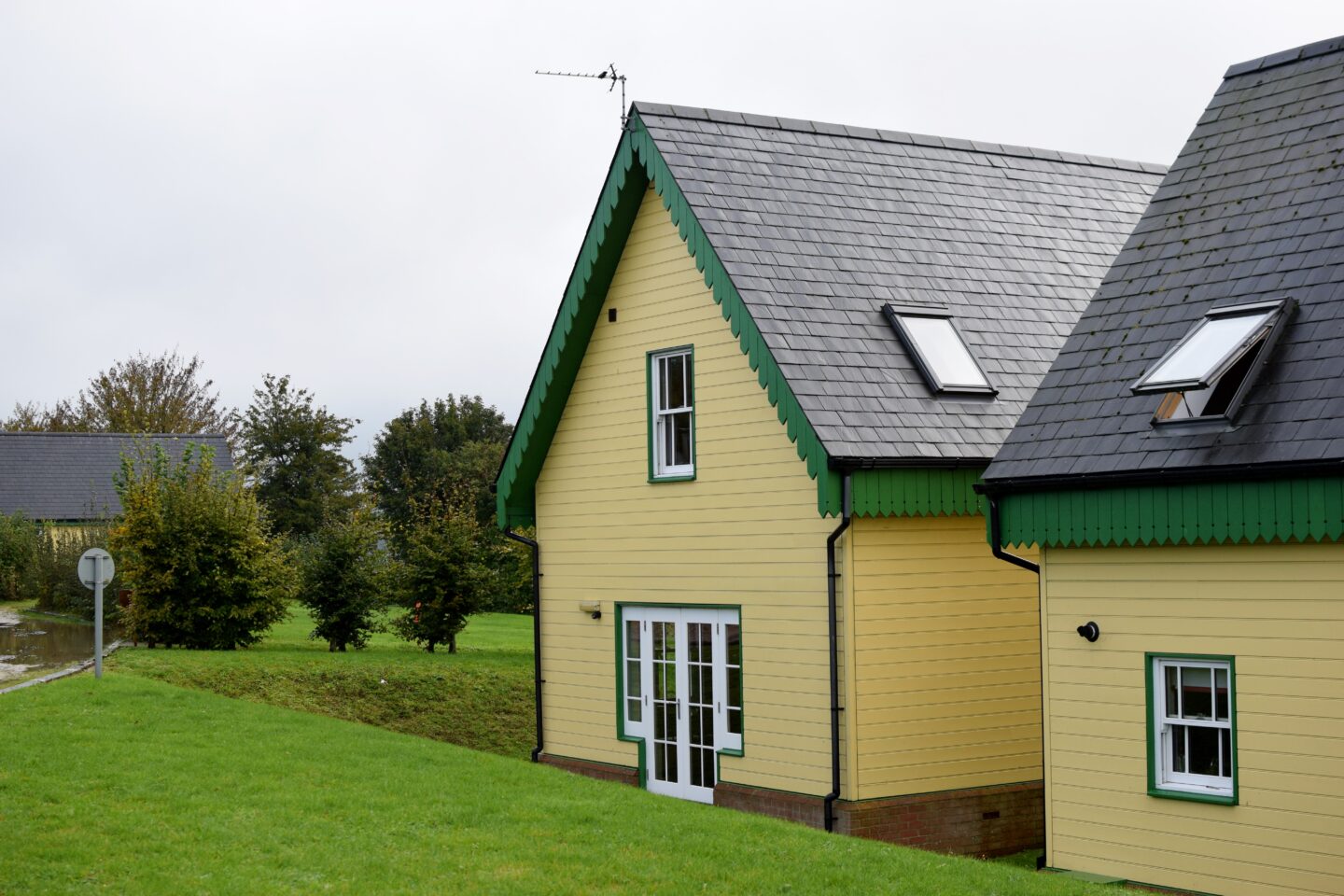 Watercress Lodges and campsite - Alton Lodge