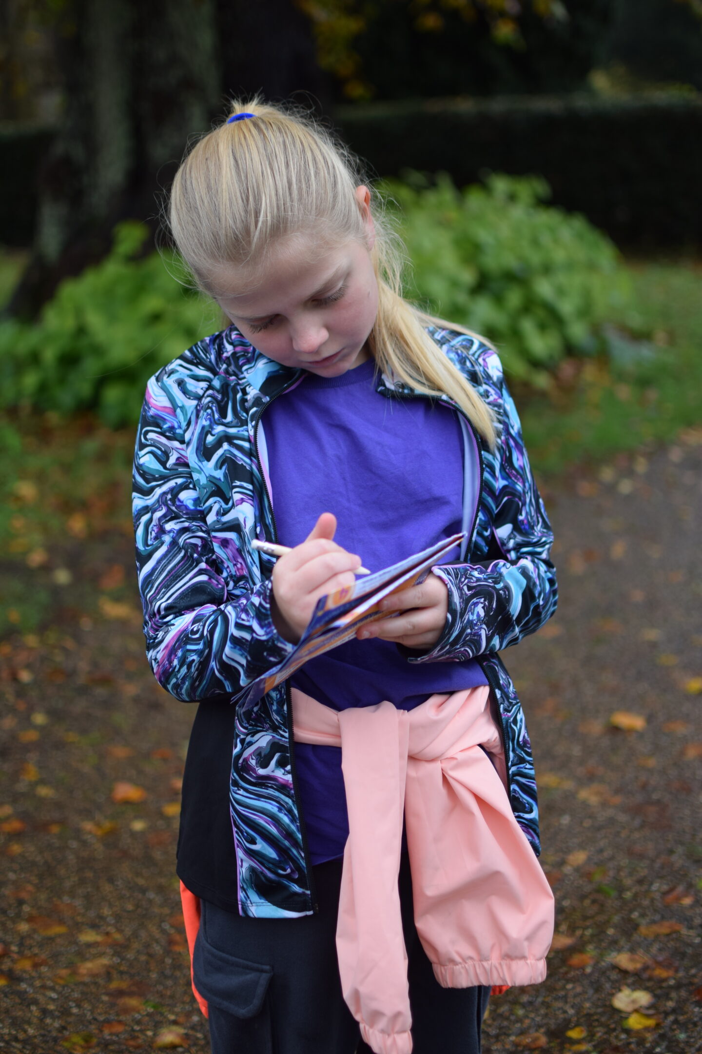 National Trust Hinton Ampner - Amy completing tasks on the pumpkin trail