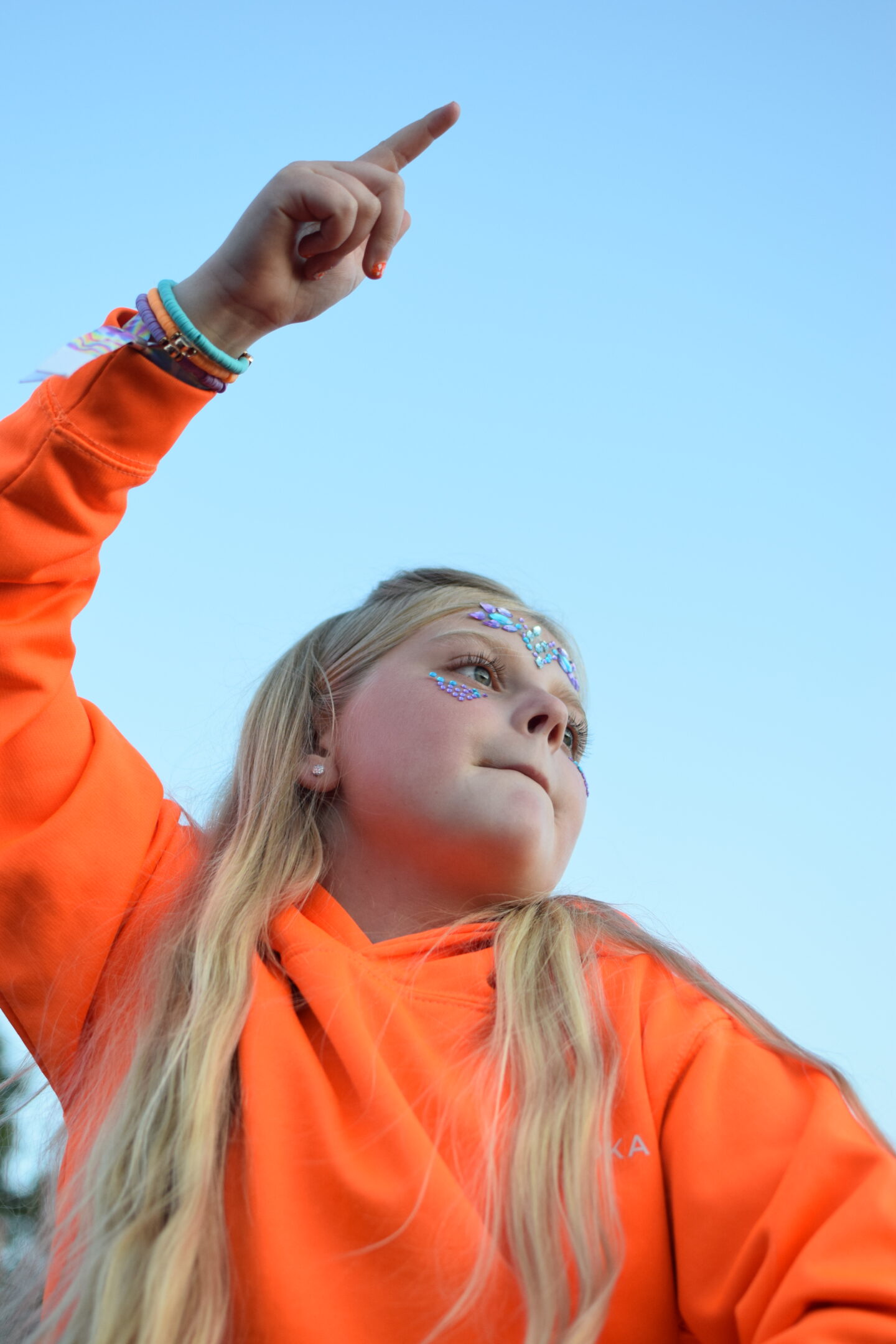 Amy on Ben's shoulders at Tramlines