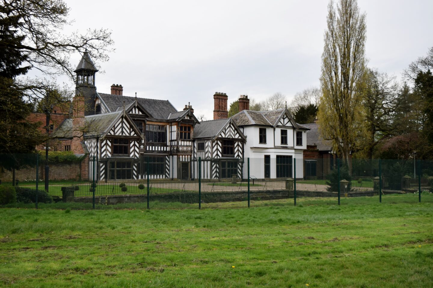 Wythenshawe Park