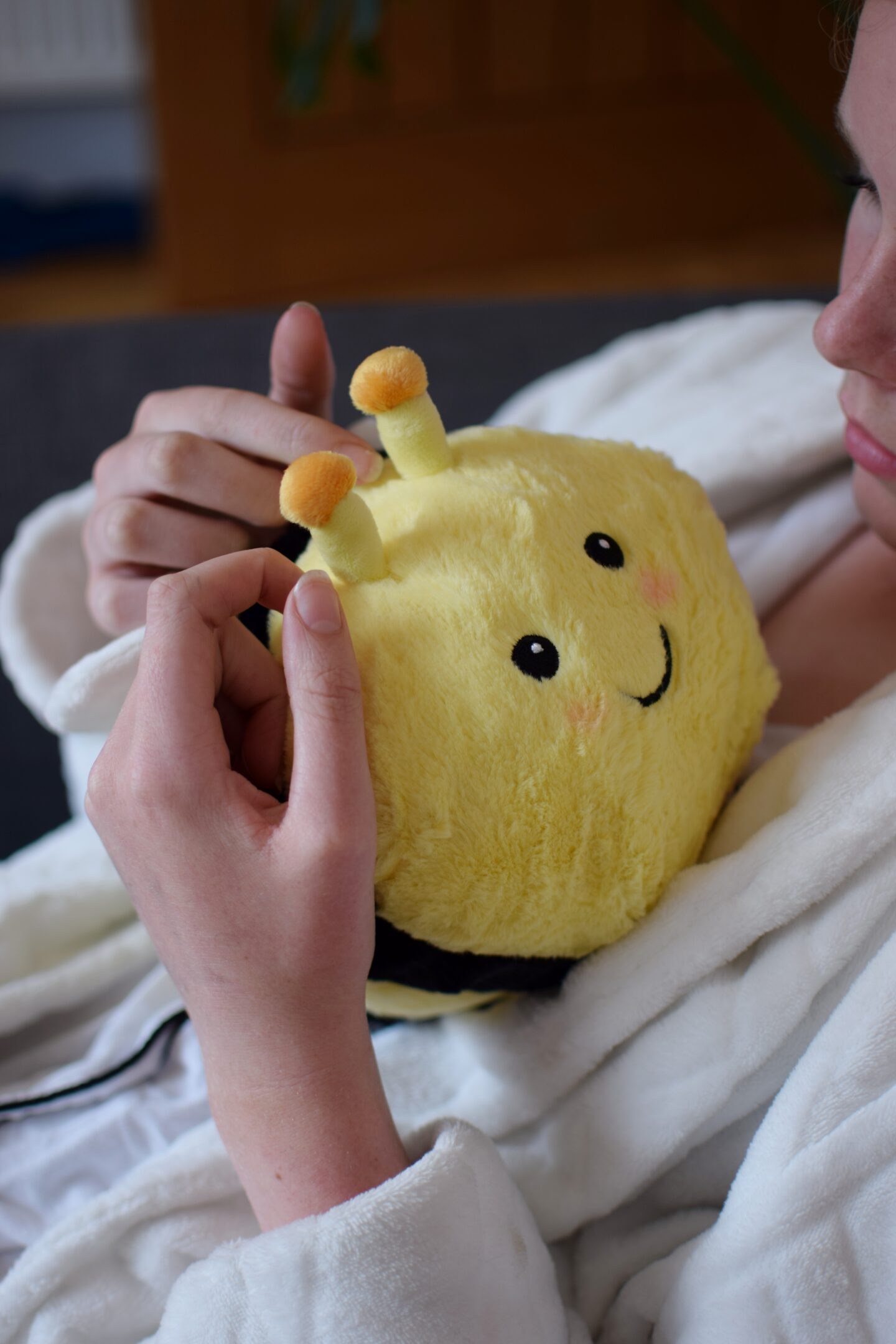 Bee snuggles